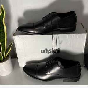 Kenneth Cole Black Leather Oxfords